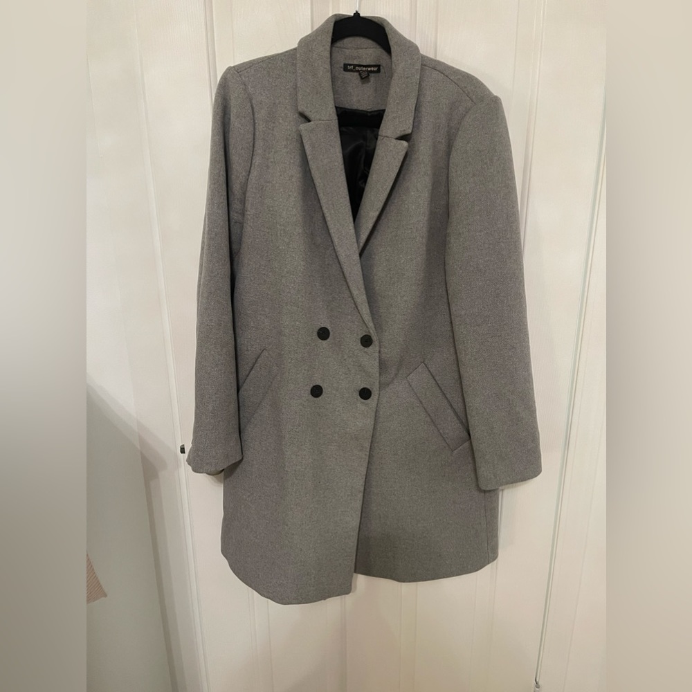 Zara coat - Picture 1 of 4